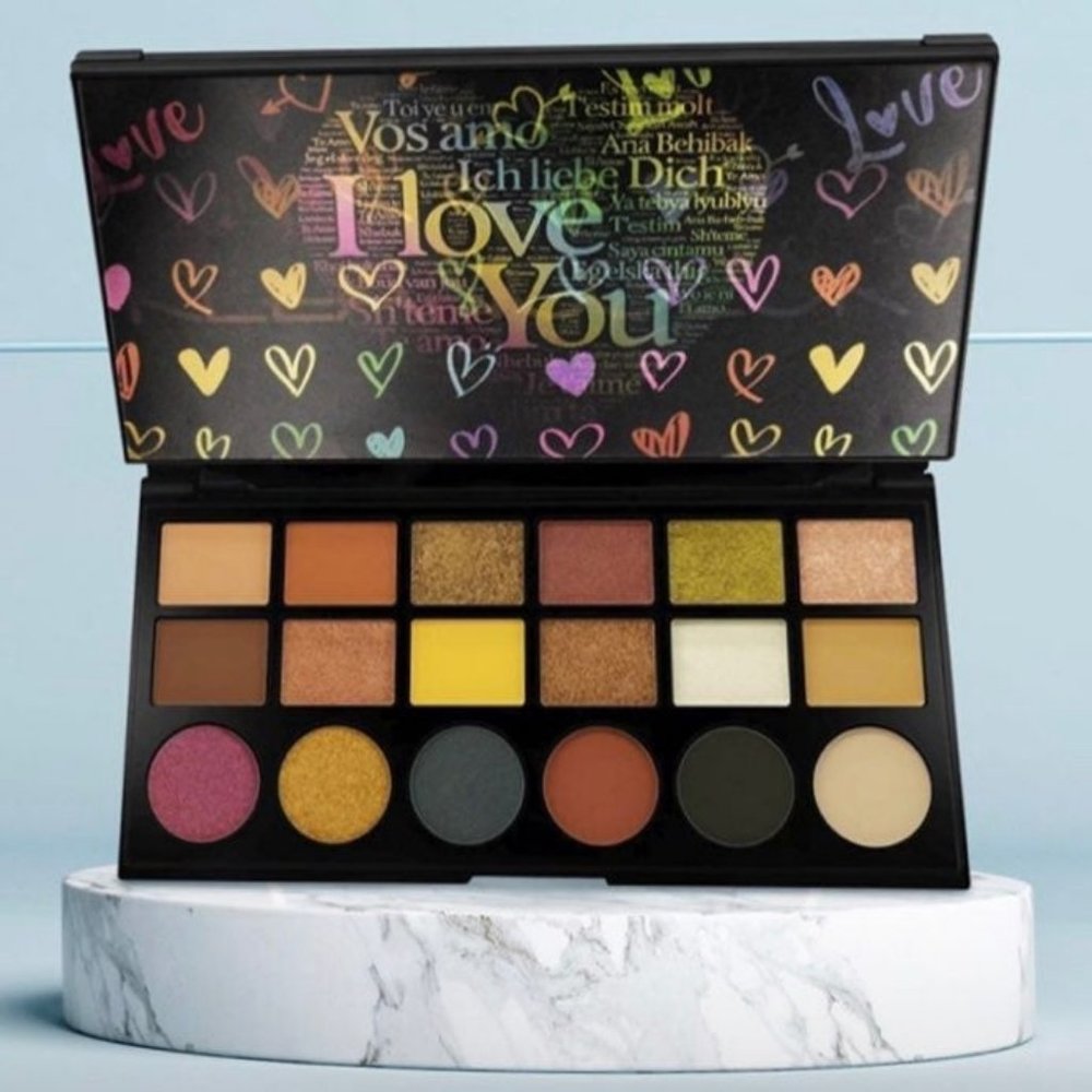 Eyeshadow Makeup Palette Matte & Shimmer Tones